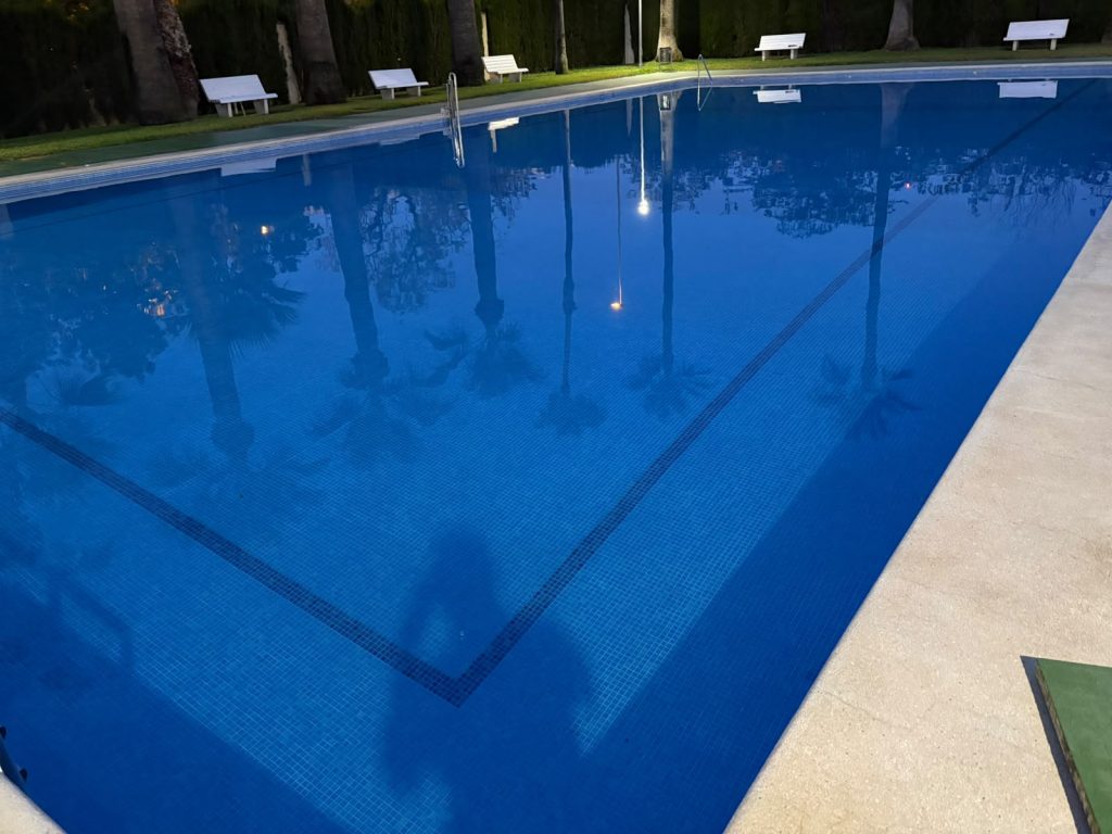 hibernación y mantenimiento de piscinas en invierno en Alicante