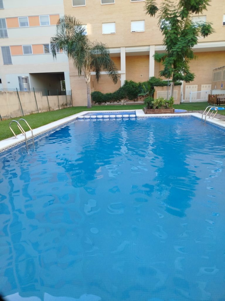 reparación de equipo de filtración de piscina en Alicante