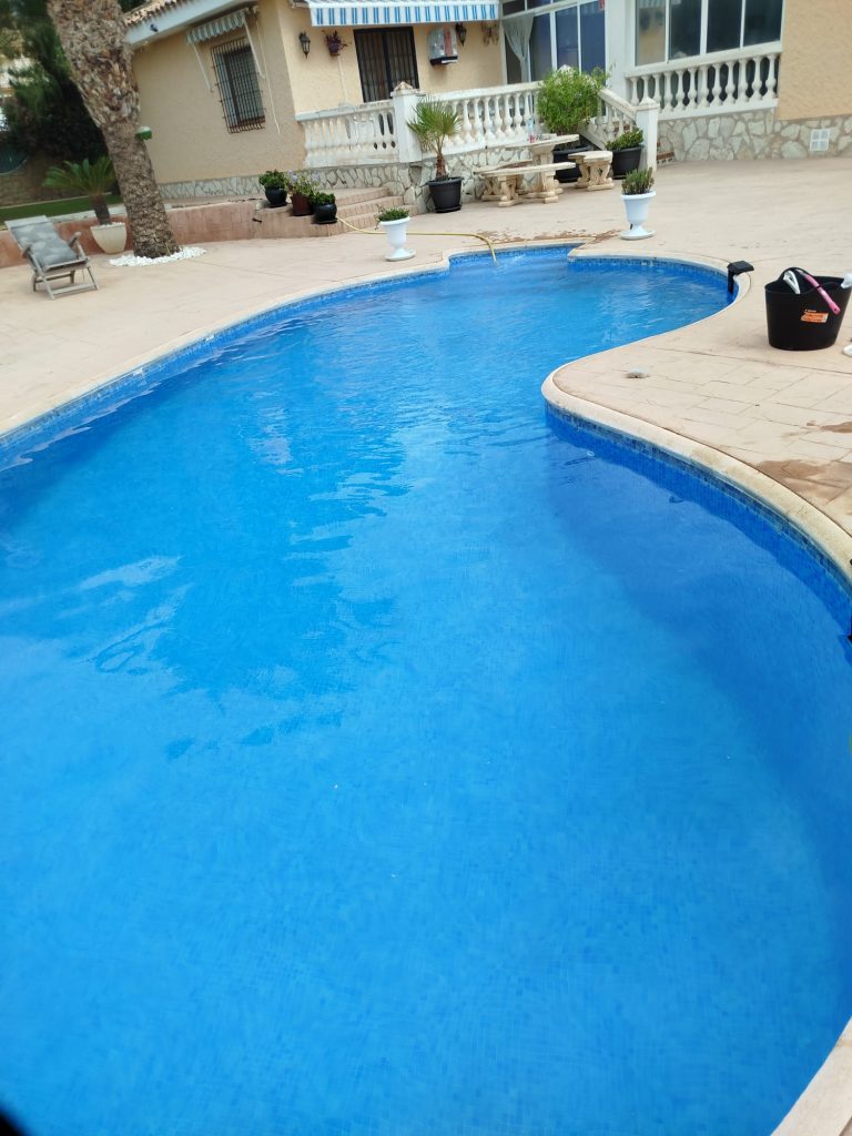 puesta a punto de piscina en Alicante