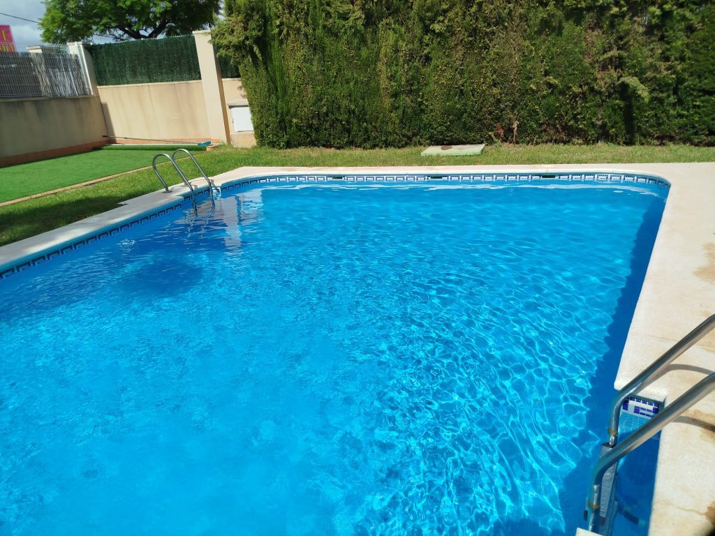 hibernación de piscina en Alicante